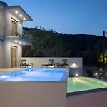 Aloft Luxury Lefkada - Heated Pool Lefkia Villa