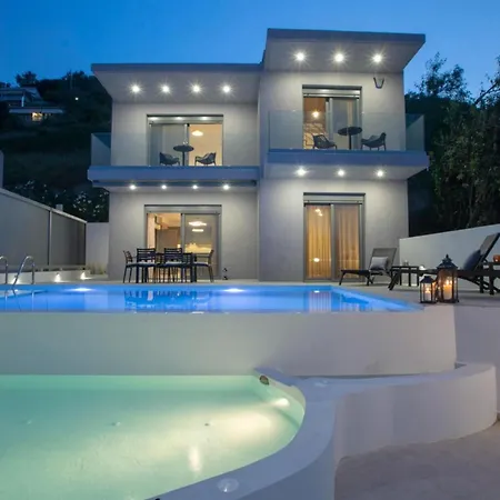 Aloft Luxury Lefkada - Heated Pool Lefkia Villa *